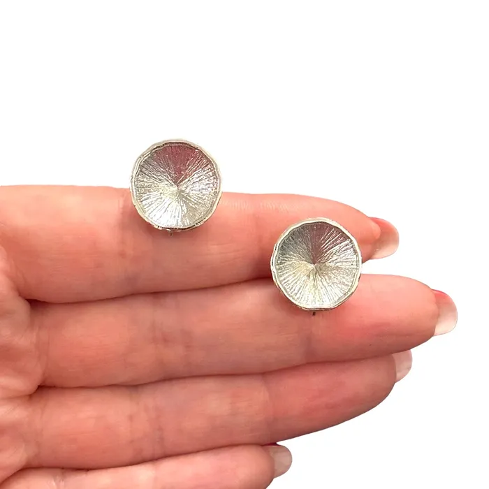 Earrings Peppy Beads Rhodium Plated Brass Stud Earrings 2 pcs in a pack