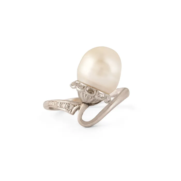 Antique Rings Edwardian Baroque Pearl Diamond and Platinum Ring