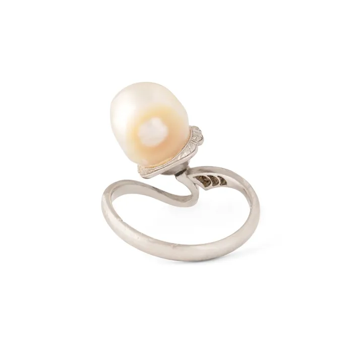 Antique Rings Edwardian Baroque Pearl Diamond and Platinum Ring