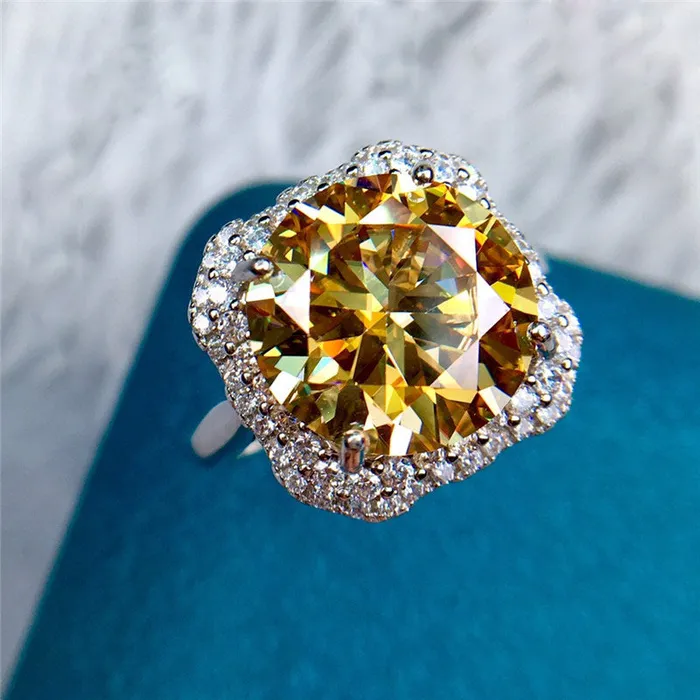 Leyloon Jewelry Rings 6 Carat Round Cut Moissanite Ring Octagon Halo Plain Shank VVS Vivid Yellow