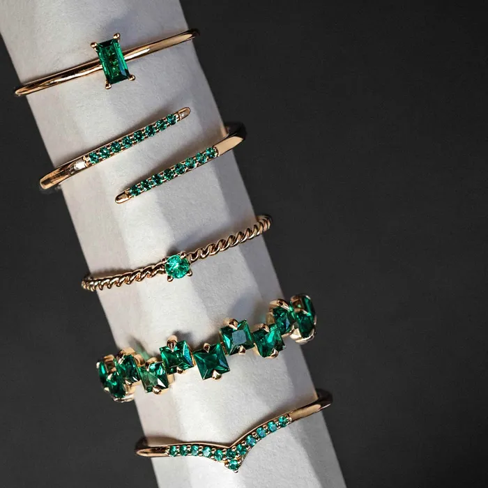 Rings fejn PWD emerald baguette ring solid gold