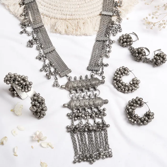 Teejh Rings Teejh Ektara Silver Oxidised Ghungroo Jewelry Gift Set