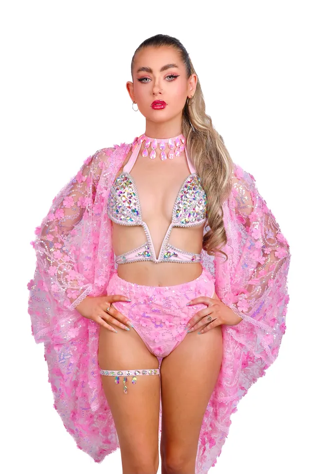 THE LUMI SHOP 3D Blossom Kimono Baby Pink Necklaces