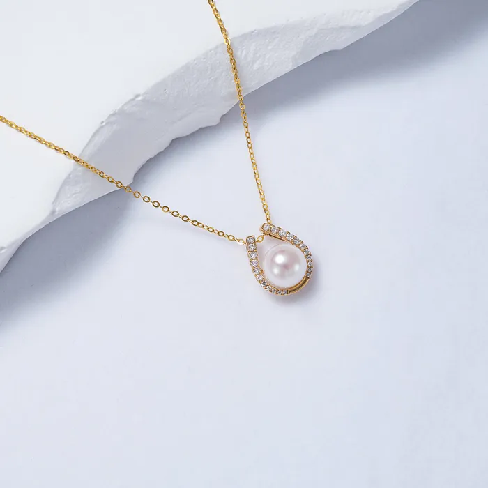 18K Solid Gold Diamond Hanadama Akoya Pearl Necklace KN00201 Pearly Lustre Necklaces