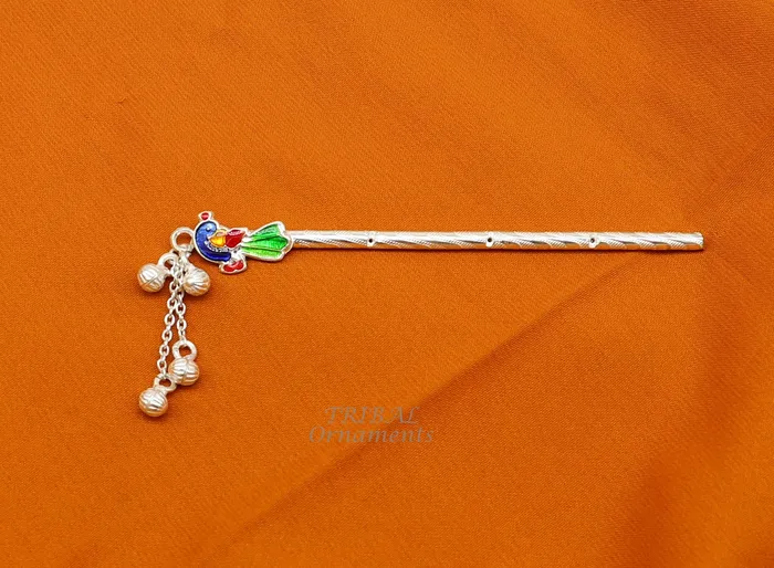 4 inches sterling silver handmade idol baby Krishna small flute silver Bansuri Laddu Gopala flute little Krishna flute puja art su961 TRIBALORNAMENT Necklaces 4 inches sterling silver handmade idol baby Krishna small flute silver Bansuri Laddu Gopala flute little Krishna flute puja art su961 TRIBALORNAMENT Necklaces