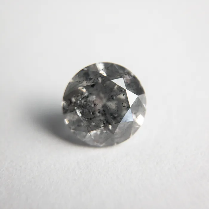 Misfit Diamonds Rings 164ct 711x704x488mm Round Brilliant 1866701