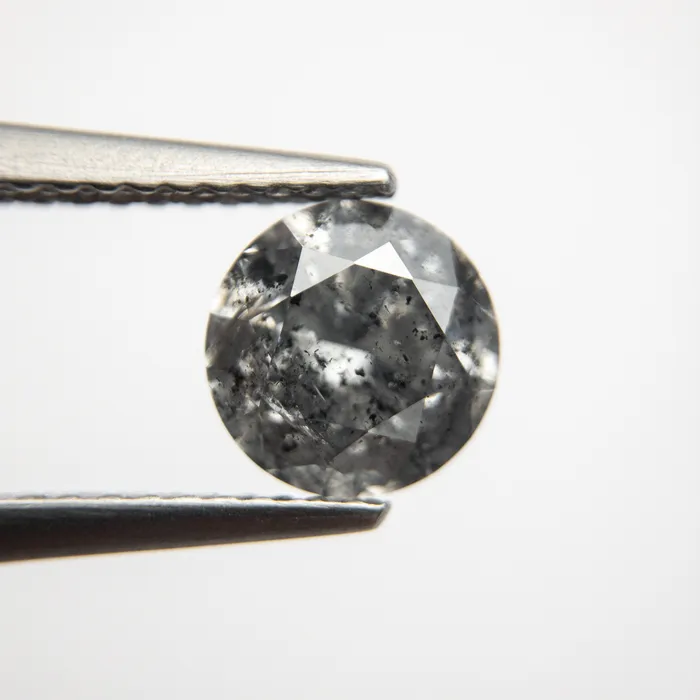 Misfit Diamonds Rings 164ct 711x704x488mm Round Brilliant 1866701