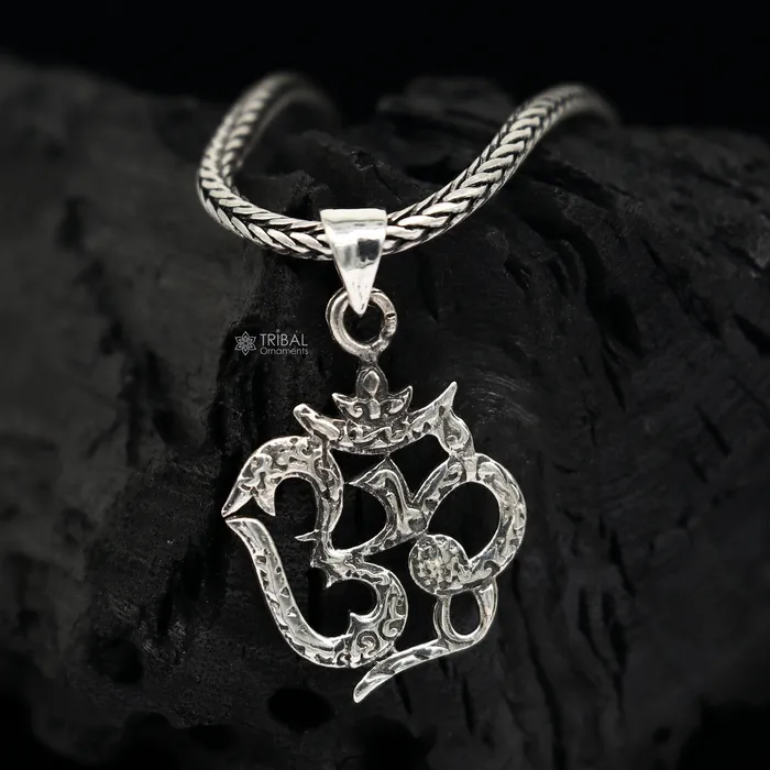 Necklaces 925 pure silver Divine aum or OM mantra pendant best gifting pendant wheat chain necklace locket best gifting delicate jewelry nsp725ps54 TRIBAL ORNAMENTS Necklaces 925 pure silver Divine aum or OM mantra pendant best gifting pendant wheat chain necklace locket best gifting delicate jewelry nsp725ps54 TRIBAL ORNAMENTS