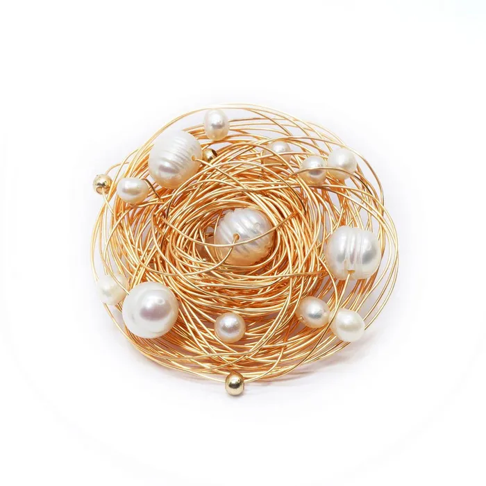 Pearly Lustre Necklaces Passion for Life Freshwater Pearl Brooch WC00007