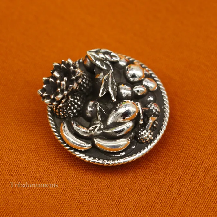 TRIBAL ORNAMENTS Rings 925 sterling silver handmade fabulous vintage antique mini fruit basket for puja or worshipping solid Diwali puja article utensils su496