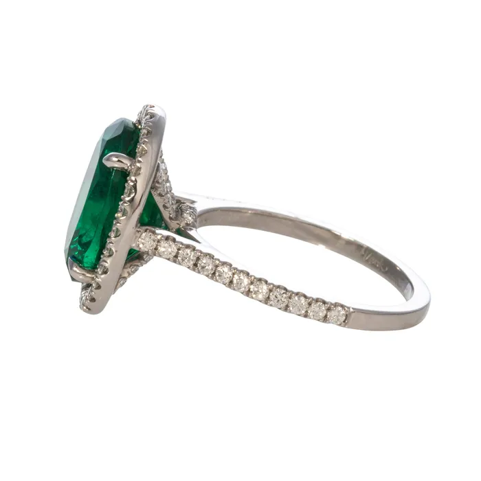 Croghans Rings 444ct Oval Emerald Pav Diamond Halo Platinum Ring