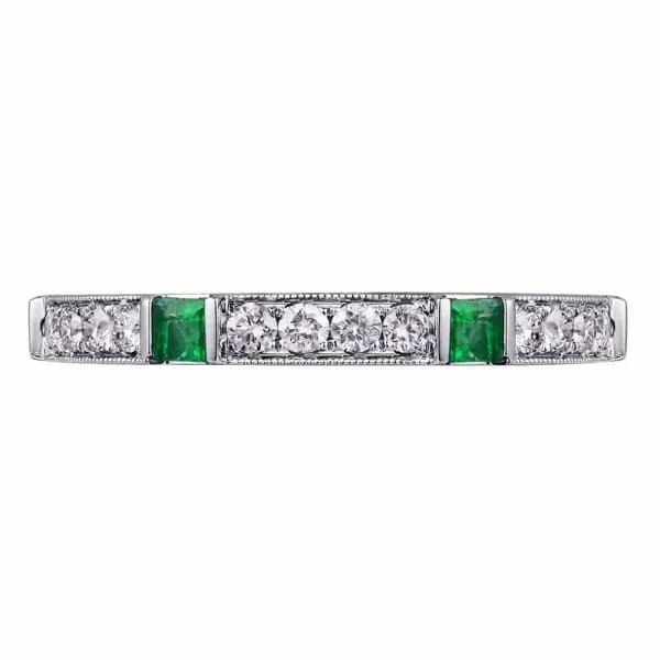 Diamond Source NYC Rings Diffused Green Emerald Round Brilliant Diamond Band Set in 18K White Gold 075ct tw Diamond Source NYC Rings Diffused Green Emerald Round Brilliant Diamond Band Set in 18K White Gold 075ct tw