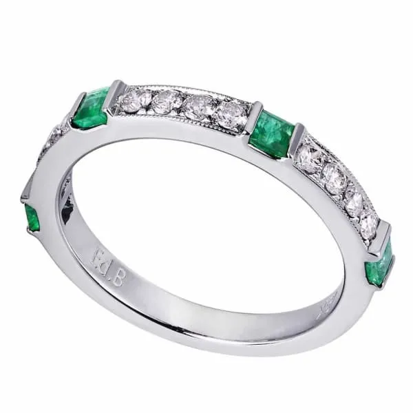 Diamond Source NYC Rings Diffused Green Emerald Round Brilliant Diamond Band Set in 18K White Gold 075ct tw Diamond Source NYC Rings Diffused Green Emerald Round Brilliant Diamond Band Set in 18K White Gold 075ct tw