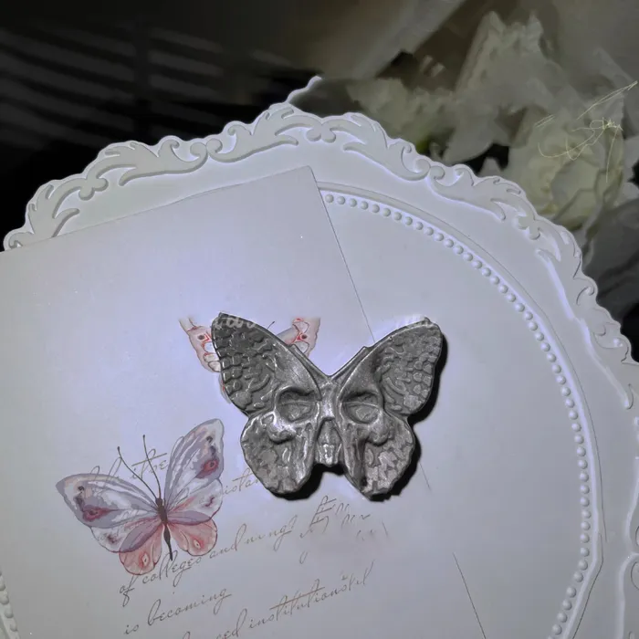 Earrings IntoResin Handmade Skull Butterfly Decoration Resin Mold