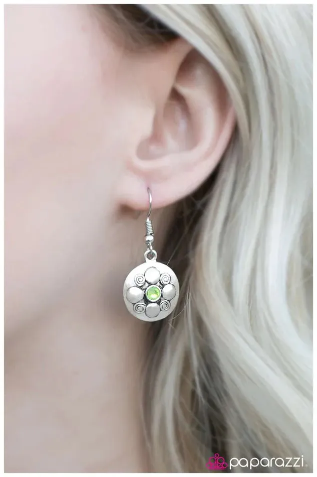 Earrings Paparazzi Earring Bright and Brilliant Green Paparazzi Jewelry
