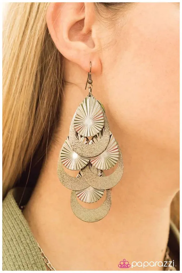 Earrings Paparazzi Earring Glitterazzi Black Paparazzi Jewelry