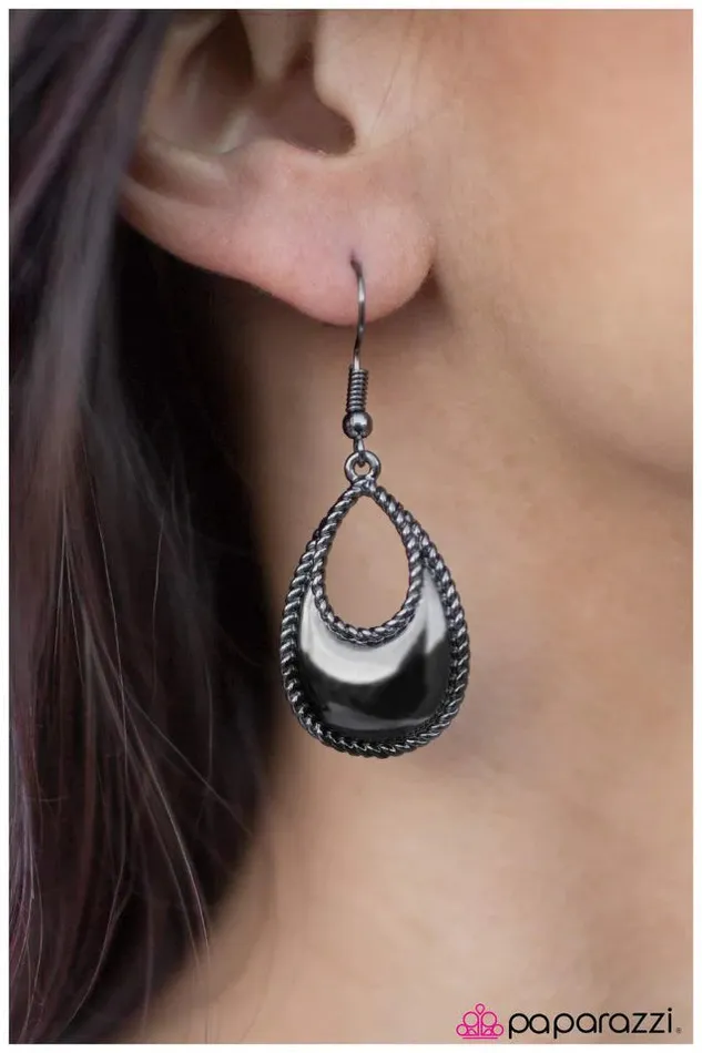 Earrings Paparazzi Jewelry Paparazzi Earring Live In Concert Black