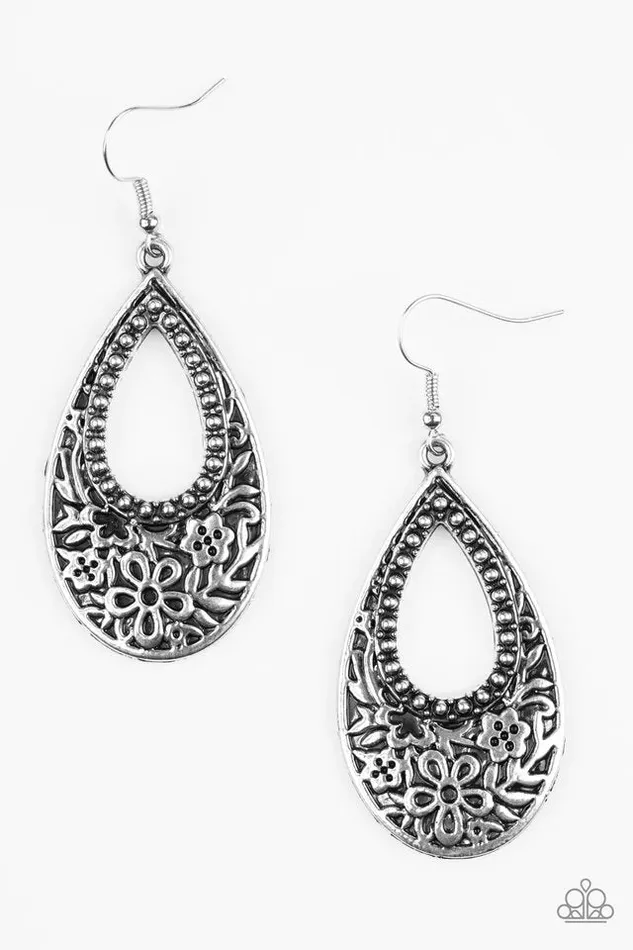 Earrings Paparazzi Jewelry Paparazzi Earring Spring Flinging Silver