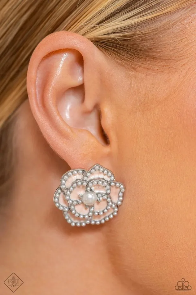 Earrings Paparazzi Jewelry Paparazzi Earring Suave Sensation White