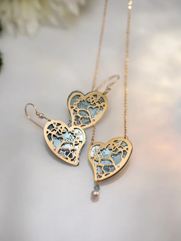 Holly Yashi Necklaces Valena Necklace in Sky Blue