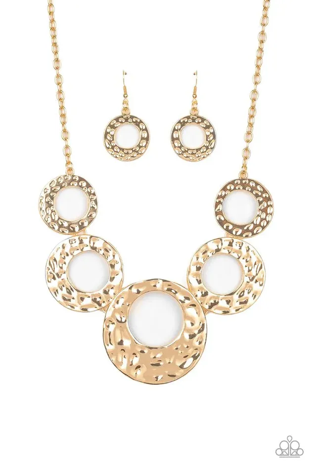 Necklaces Paparazzi Jewelry Paparazzi Necklace Mildly Metro Gold