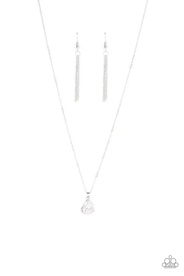 Necklaces Paparazzi Jewelry Paparazzi Necklace Turn On The Charm White