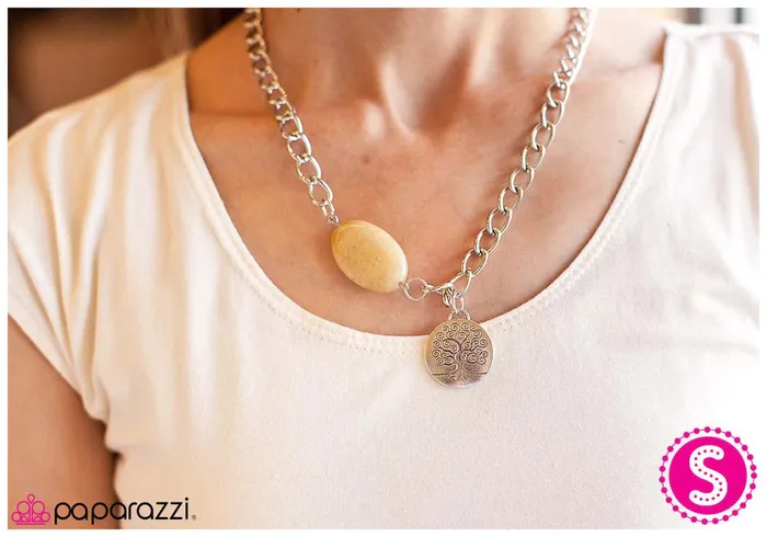 Necklaces Paparazzi Necklace Rooted in Opulence Yellow Paparazzi Jewelry