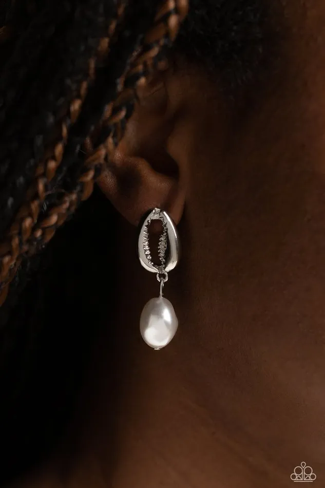 Paparazzi Earring Im HAVANA Party White Paparazzi Jewelry Earrings