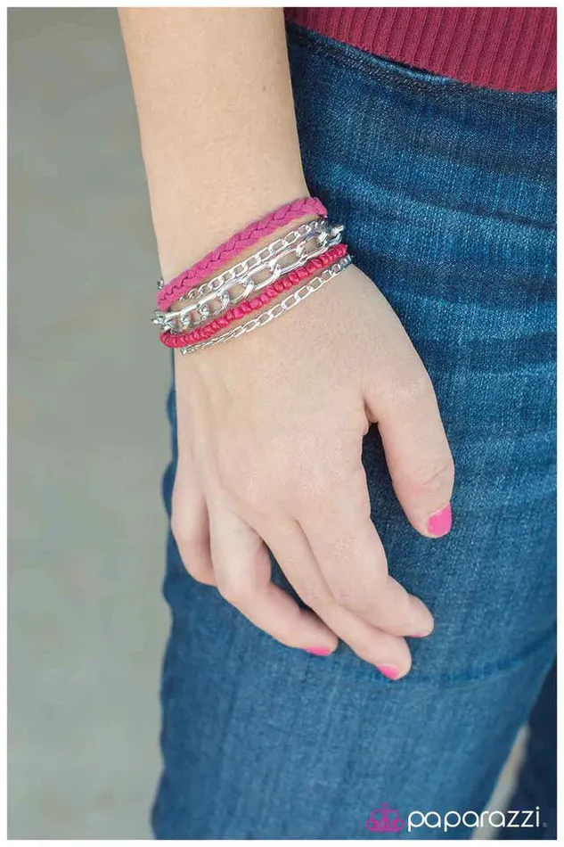 Paparazzi Jewelry Bracelets Paparazzi Bracelet I Feel You Pink