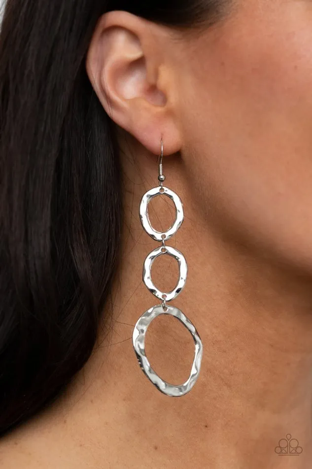 Paparazzi Jewelry Earrings Paparazzi Earring So OVAL It Silver