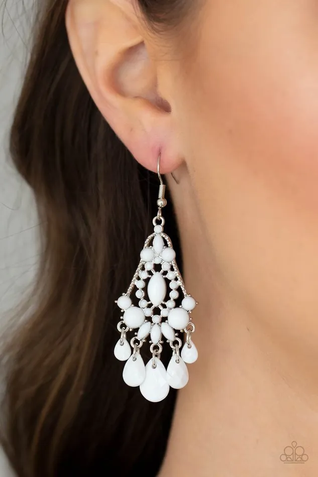 Paparazzi Jewelry Earrings Paparazzi Earring STAYCATION Home White