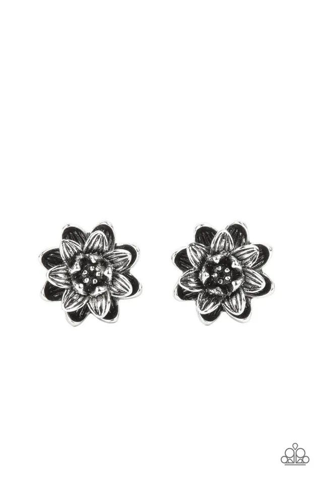 Paparazzi Jewelry Earrings Paparazzi Earring Water Lily Love Silver Paparazzi Jewelry Earrings Paparazzi Earring Water Lily Love Silver