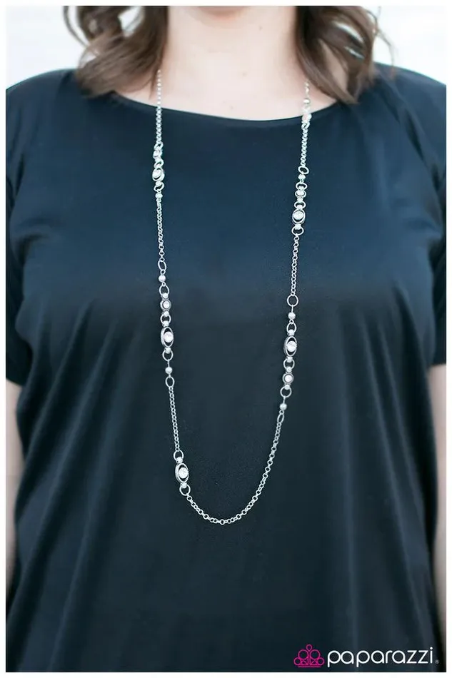Paparazzi Jewelry Necklaces Paparazzi Necklace As Far As The Eye Can See White