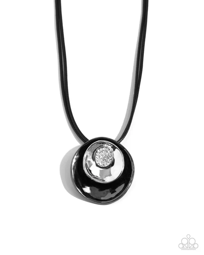 Paparazzi Jewelry Necklaces Paparazzi Necklace Duchess Disc Black Paparazzi Jewelry Necklaces Paparazzi Necklace Duchess Disc Black