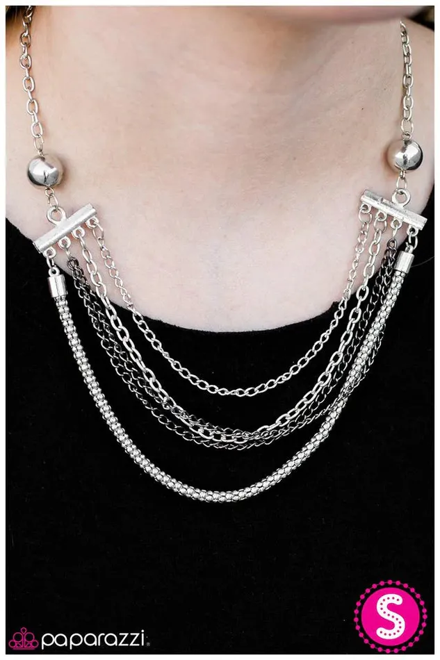 Paparazzi Jewelry Necklaces Paparazzi Necklace Metallic Mai Tai Silver