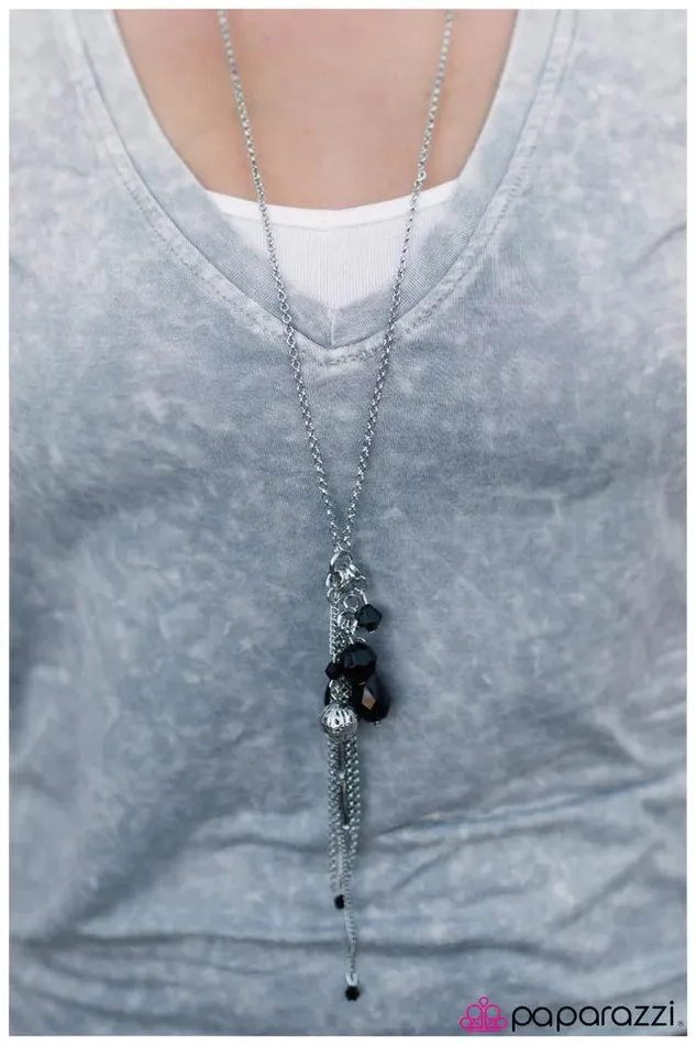 Paparazzi Jewelry Necklaces Paparazzi Necklace Sky High Black