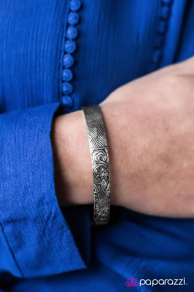 Paparazzi Jewelry Paparazzi Bracelet Garden Grandeur Silver Bracelets