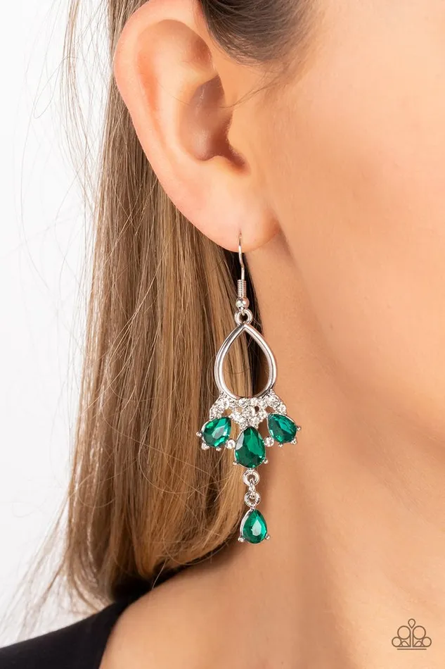 Paparazzi Jewelry Paparazzi Earring Coming in Clutch Green Earrings