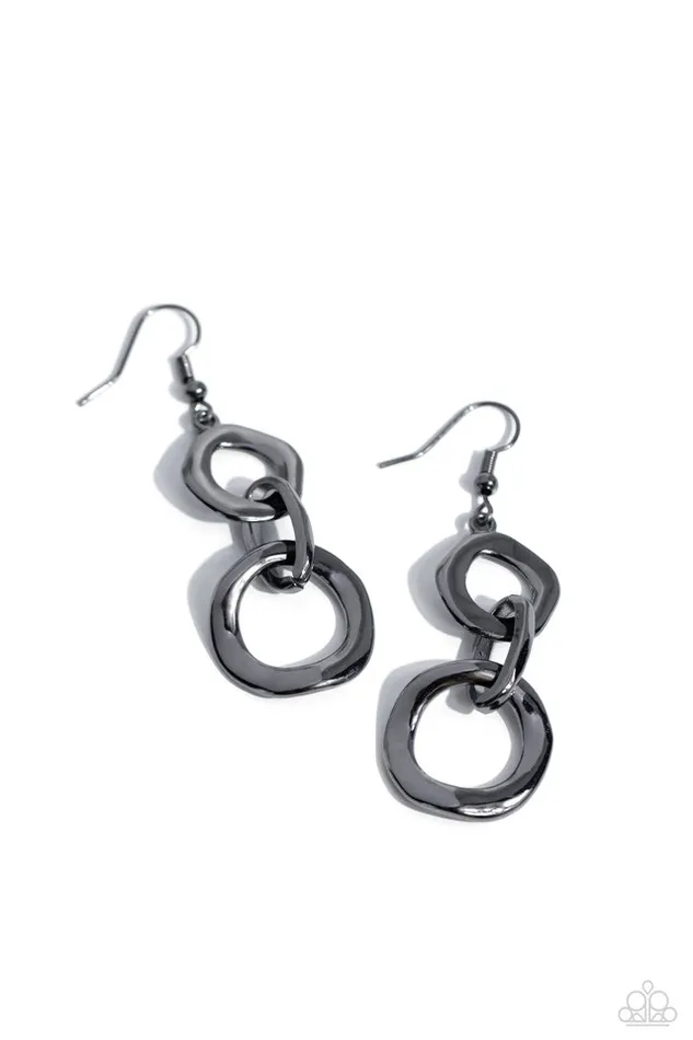 Paparazzi Jewelry Paparazzi Earring Metro Machinery Black Earrings Paparazzi Jewelry Paparazzi Earring Metro Machinery Black Earrings