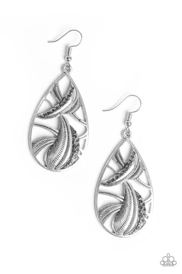 Paparazzi Jewelry Paparazzi Earring Underestimated Silver Earrings