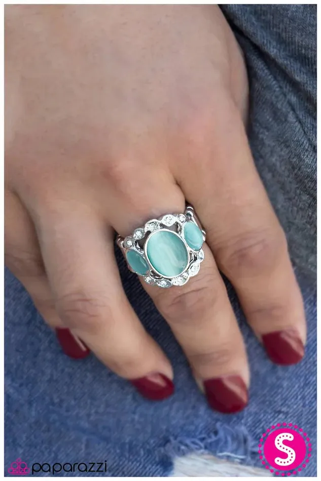 Paparazzi Jewelry Paparazzi Ring Ice Ice Baby Blue Rings