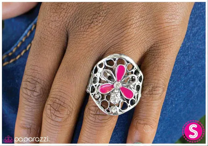 Paparazzi Jewelry Rings Paparazzi Ring A Spoonful of Sparkle Pink