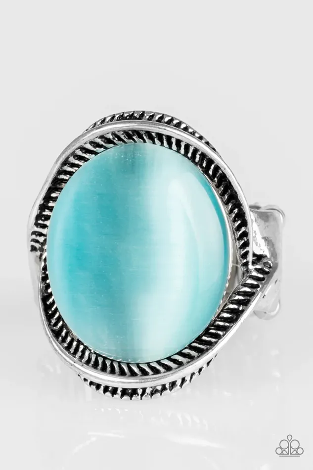Paparazzi Jewelry Rings Paparazzi Ring GLOW But Sure Blue