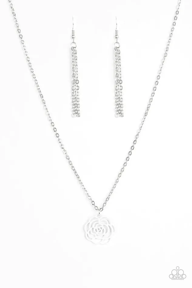 Paparazzi Necklace Blossom Bliss White Paparazzi Jewelry Necklaces