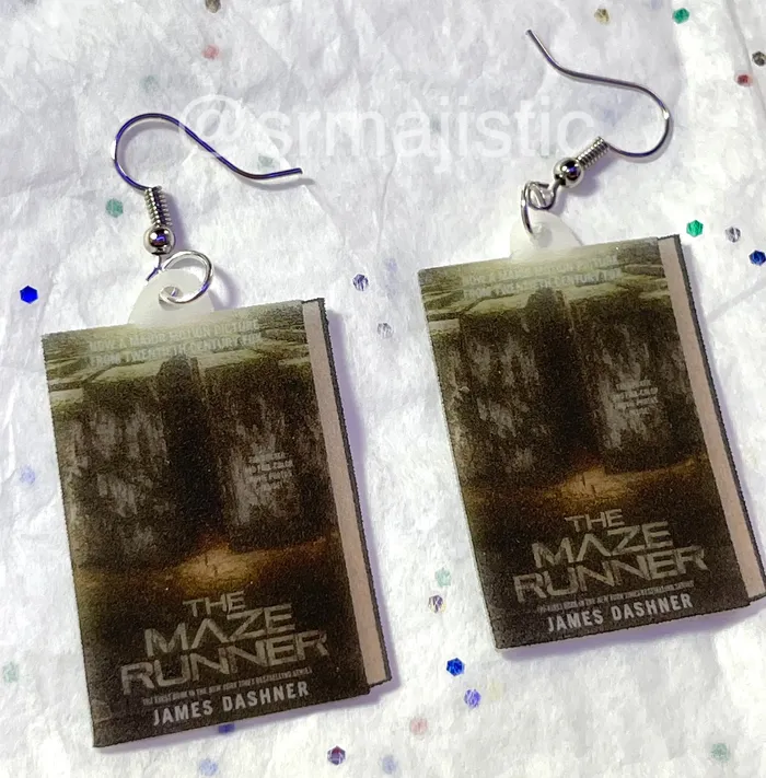 Sam Makes Things The Maze Runner Book Cover 2D detailed Handmade Earrings Earrings