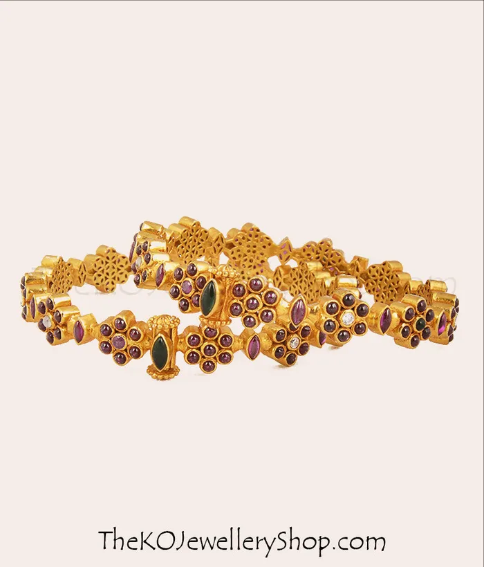 Bracelets Silversmith The Puspavat Silver Navarathna Gemstone BraceletSize 22242628