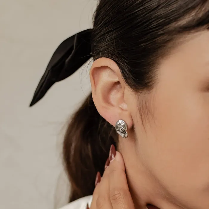 Earrings Hey Happiness Interlocking Circles Oversized Stud Earrings Waterproof Earrings Hey Happiness Interlocking Circles Oversized Stud Earrings Waterproof