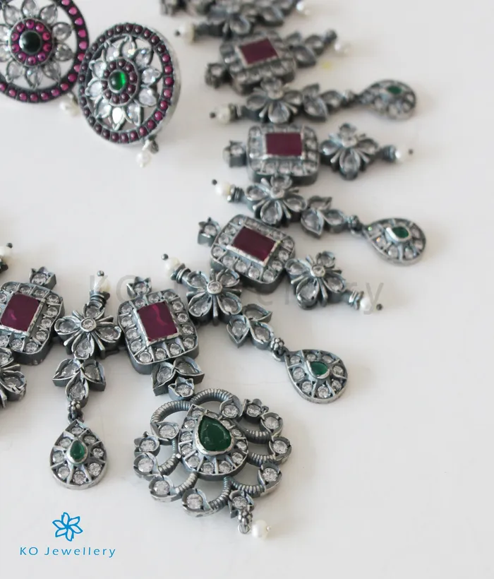 Necklaces Silversmith The Alankrita Silver Necklace Oxidised