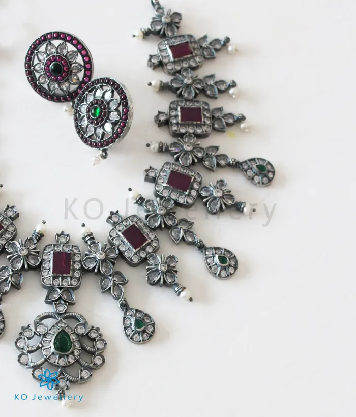 Necklaces Silversmith The Alankrita Silver Necklace Oxidised