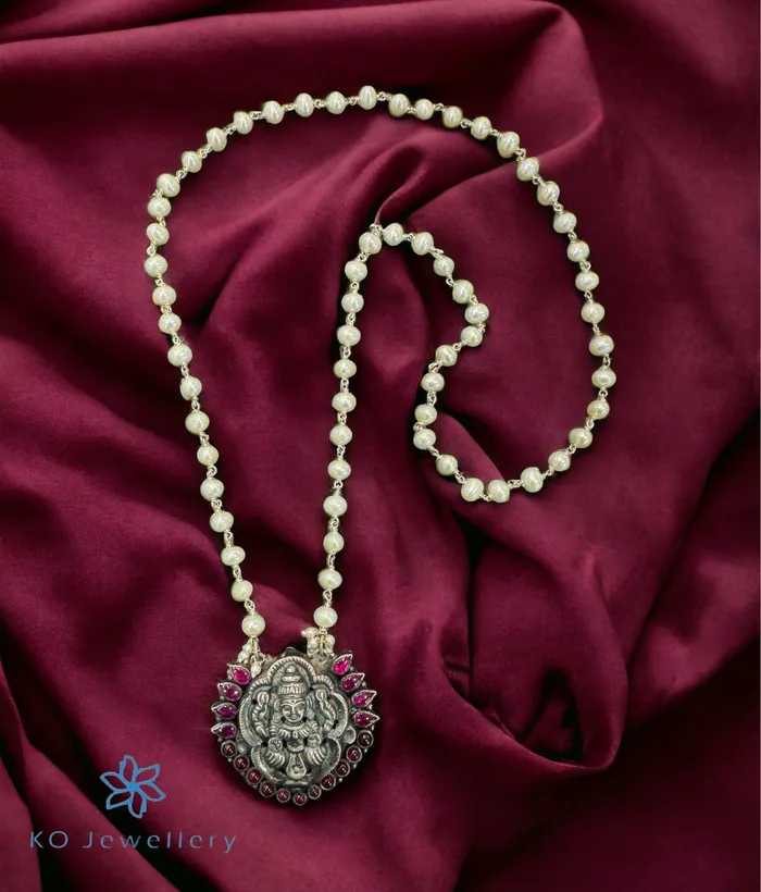 The Adira Lakshmi Silver Pearl Necklace Silversmith Necklaces